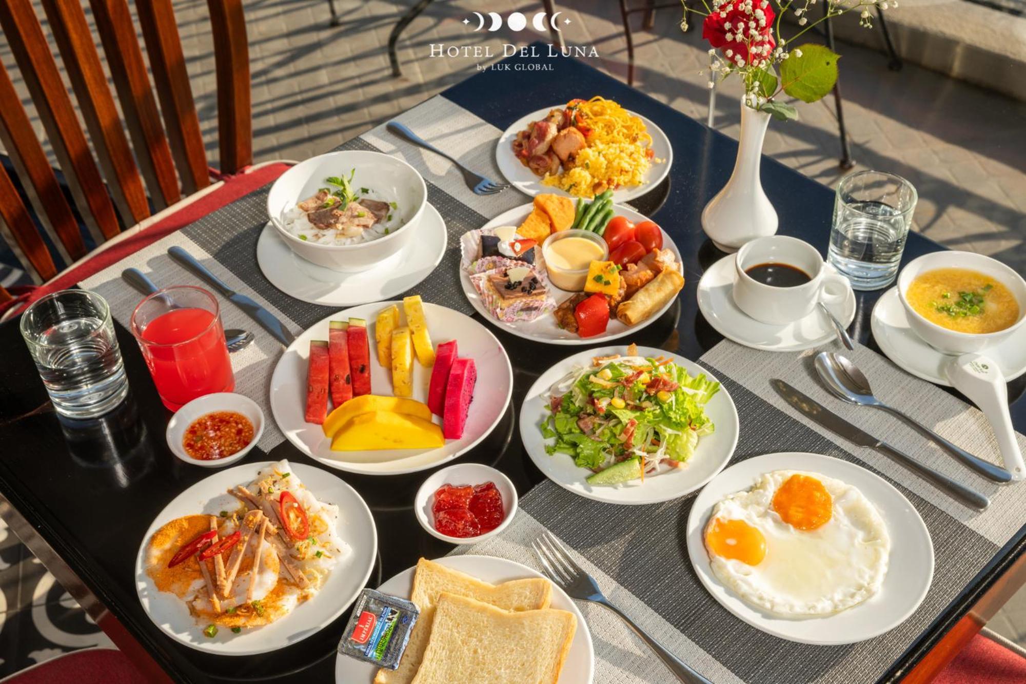 Hotel Del Luna Da Nang Esterno foto